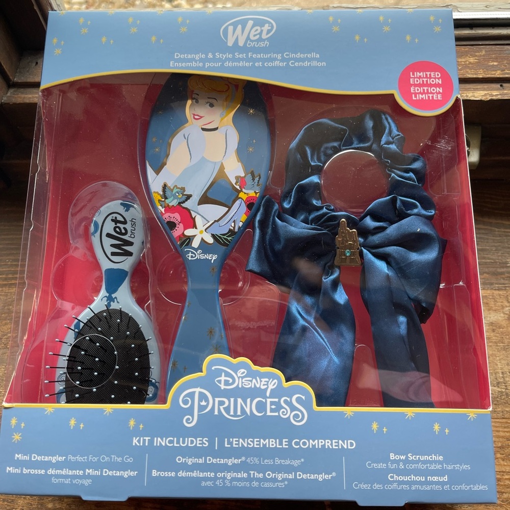Wet hair brush set